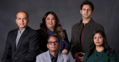Ashutosh Gowariker announces Temple Raiders, documentary on idol smuggling
