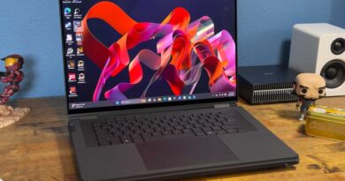 Asus ROG Zephyrus Duo hero