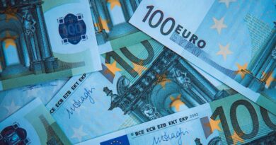 EU finance firms urged to get on with anti-money laundering compliance
