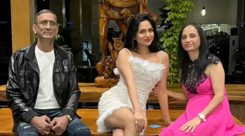 Akanksha Chamola's father takes potshots at Gaurav Khanna