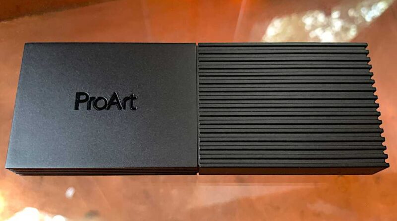 Asus ProArt PA40SU 40Gbps enclosure