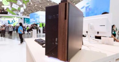 Gigabyte Aorus C400 Glass on a white desk at Computex 2026