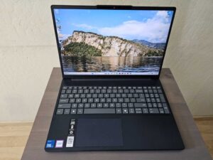 Lenovo IdeaPad Slim 3i primary 1