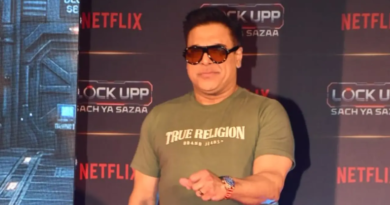 Ram Kapoor breaks silence on Ektaa Kapoor and his feud as they hug it out on stage