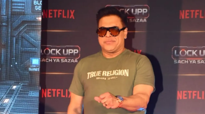 Ram Kapoor breaks silence on Ektaa Kapoor and his feud as they hug it out on stage