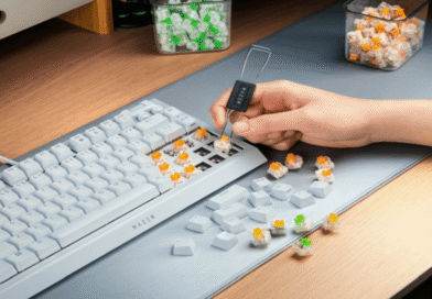 Razer BlackWidow V4 white hot swap switches