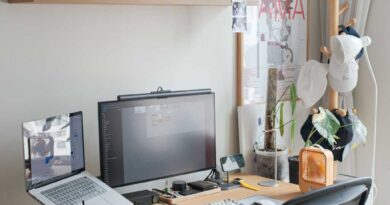 Dorm room tech cropped