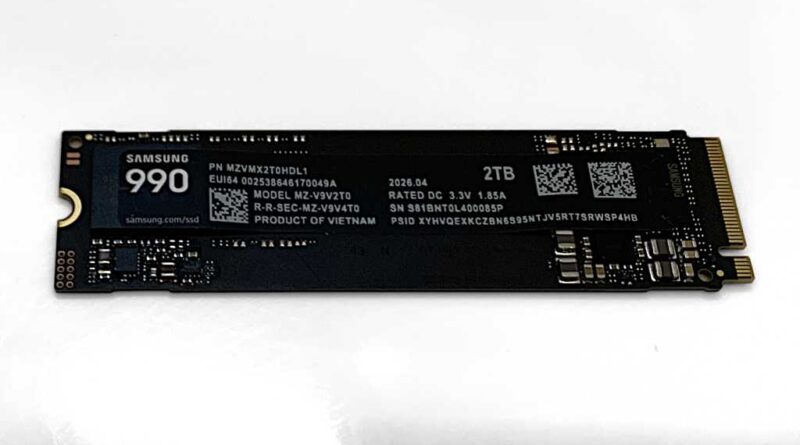 Samsung 990 PCIe 4.0 NVMe SSD