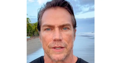 Sex and the City star Jason Lewis recalls stealing bread to survive