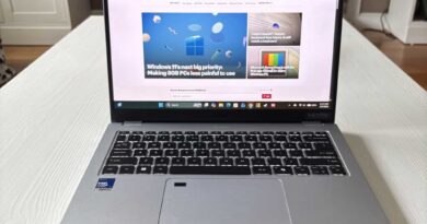 Acer TravelMate P2 14 hero