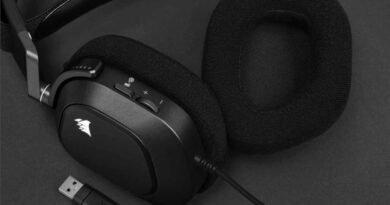 Corsair HS80 RGB USB gaming headset