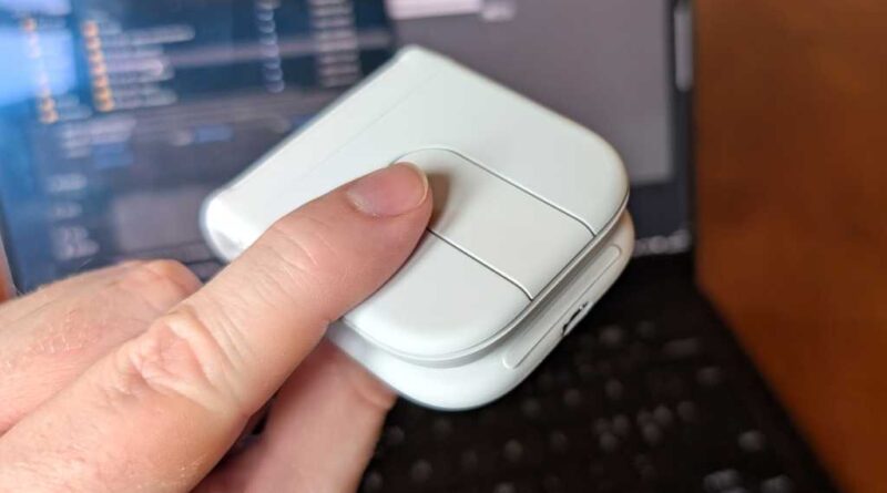 Logitech Mobi Fold