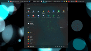Windows 11 top task bar