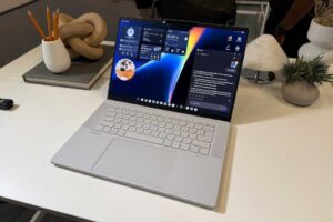 Googlebook hero