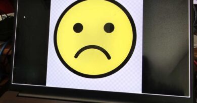 Frowny face laptop