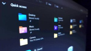 Windows 11 File Explorer Quick Access folders Desktop Music Downloads Videos personal