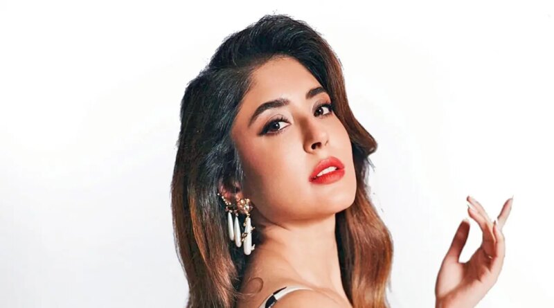 Kritika Kamra opens up about returning as Gulrukh in Vijay Varma's Matka King 2