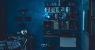 Best desk upgrades to eliminate desk clutter